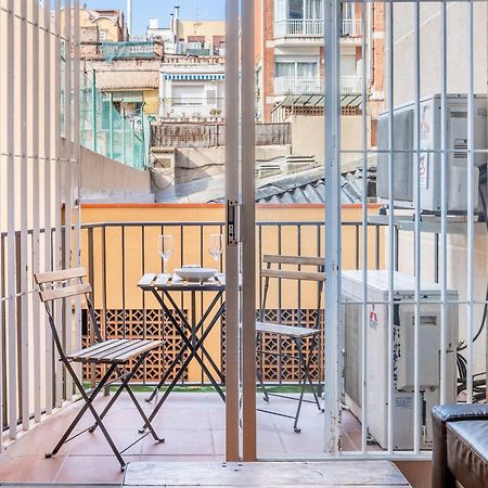 Next To Sagrada Familia 4-Bedroom Apartment Barcelona Buitenkant foto