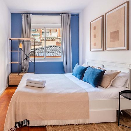 Next To Sagrada Familia 4-Bedroom Apartment Barcelona Buitenkant foto