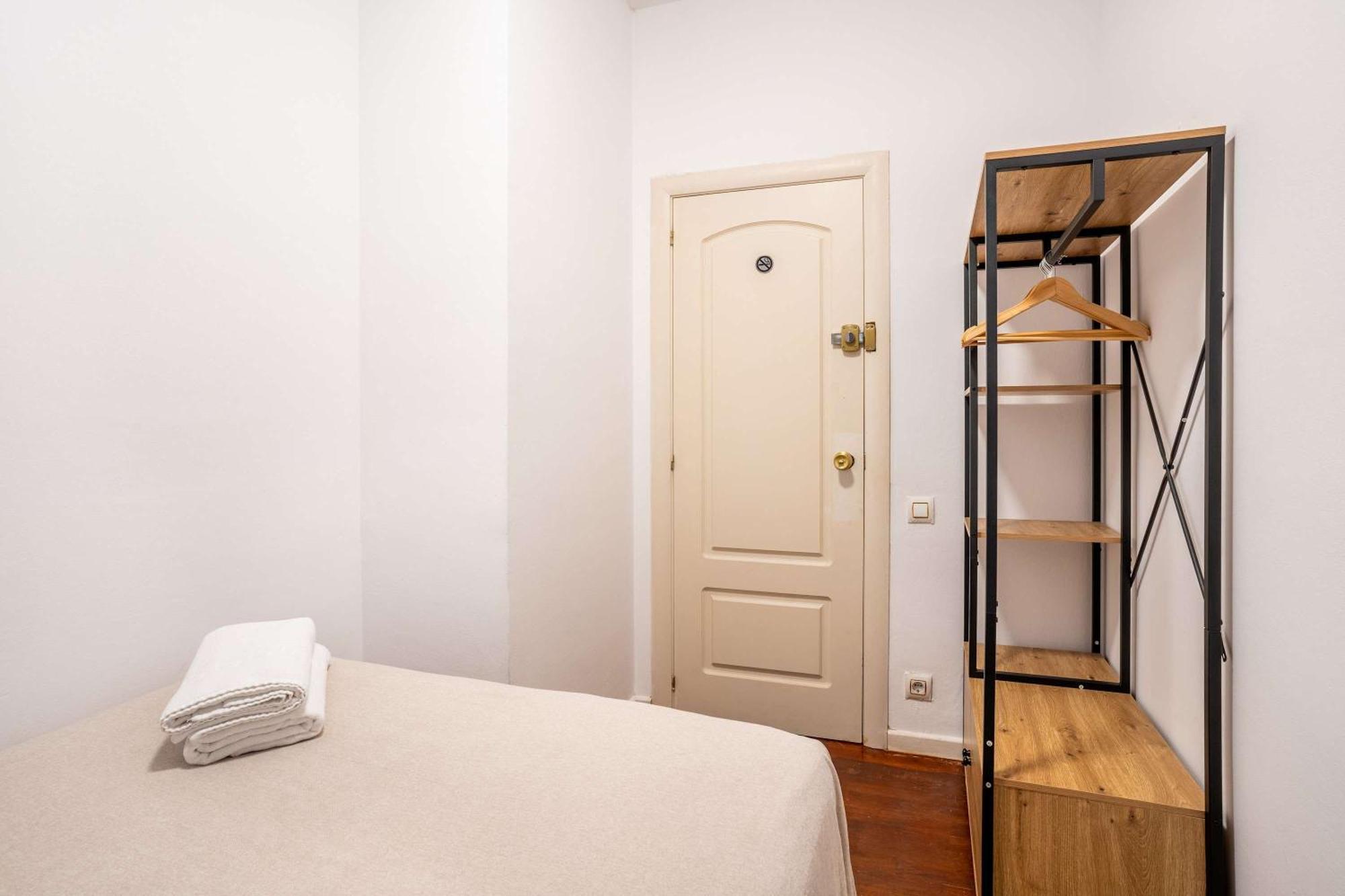 Next To Sagrada Familia 4-Bedroom Apartment Barcelona Buitenkant foto