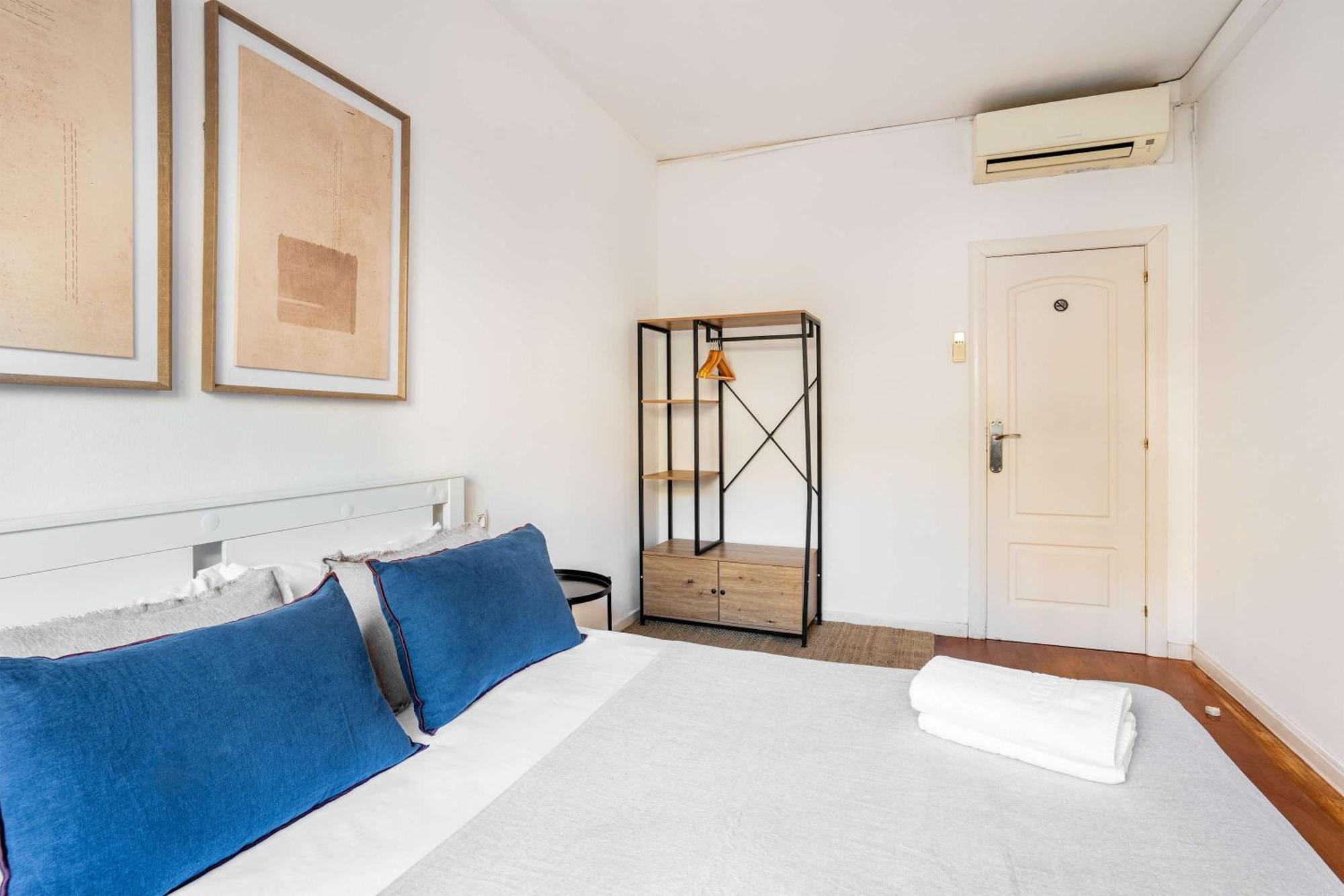 Next To Sagrada Familia 4-Bedroom Apartment Barcelona Buitenkant foto