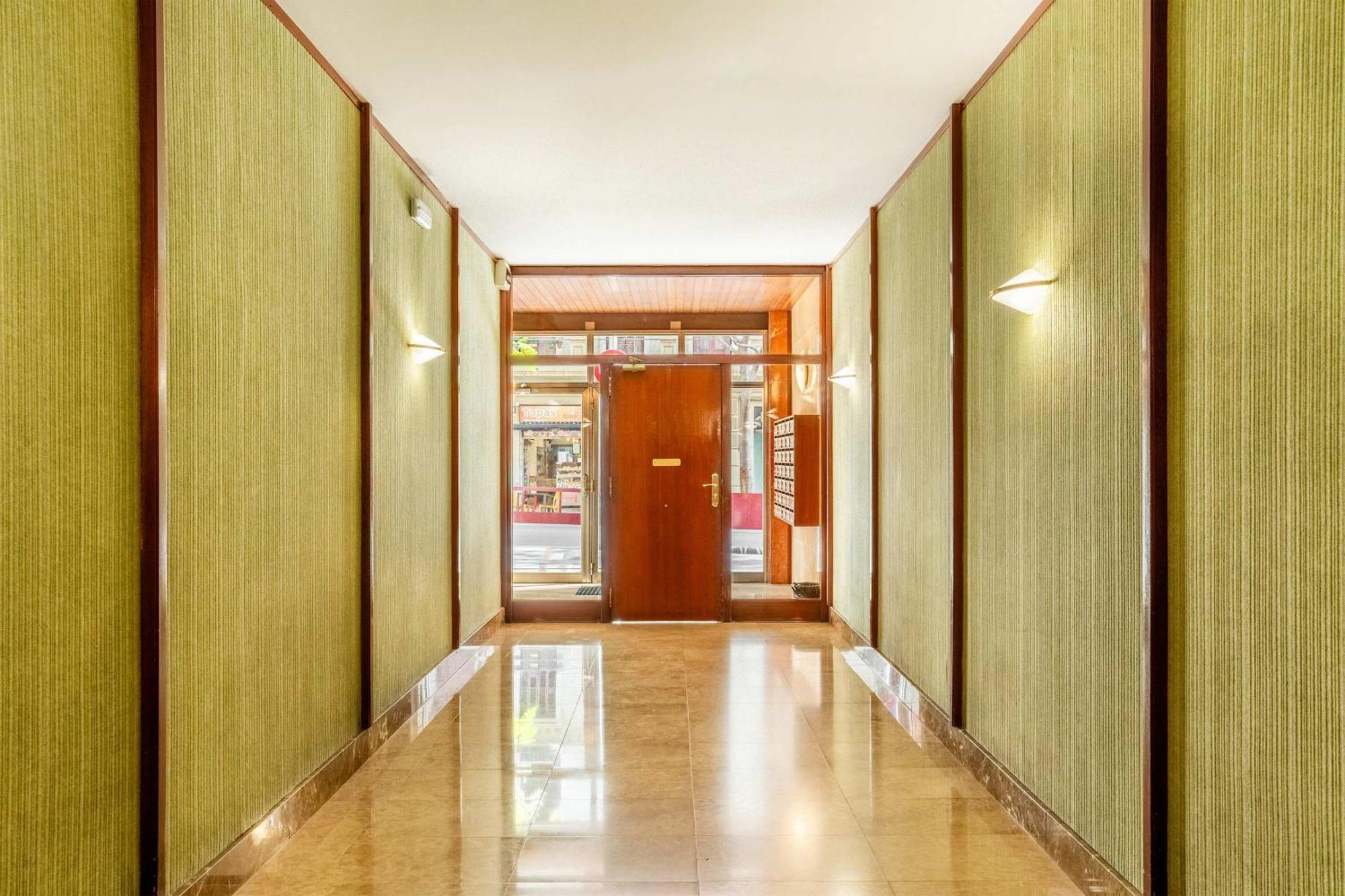 Next To Sagrada Familia 4-Bedroom Apartment Barcelona Buitenkant foto